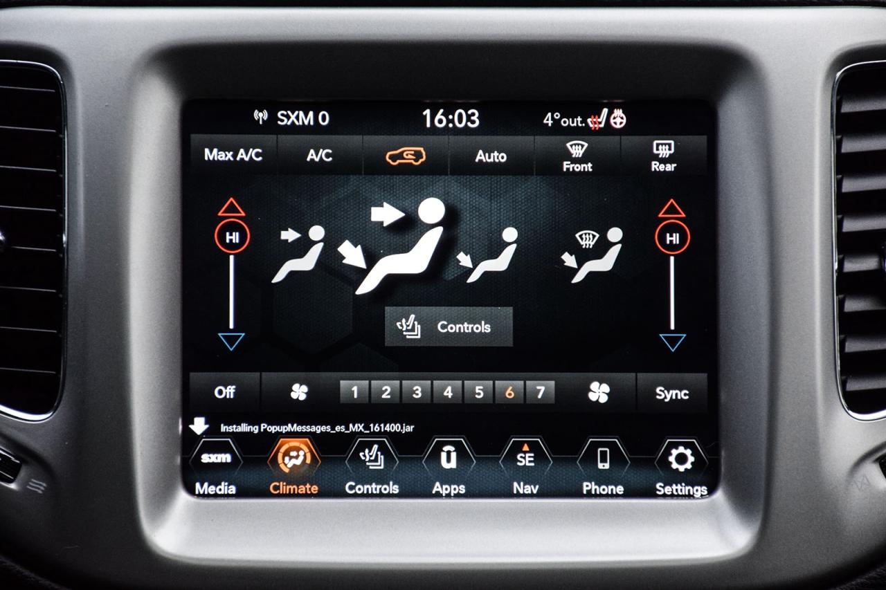 2021 Jeep Compass 80th ANNIVERSARY EDITION NO ACCIDENTS LEATHER PANO Photo