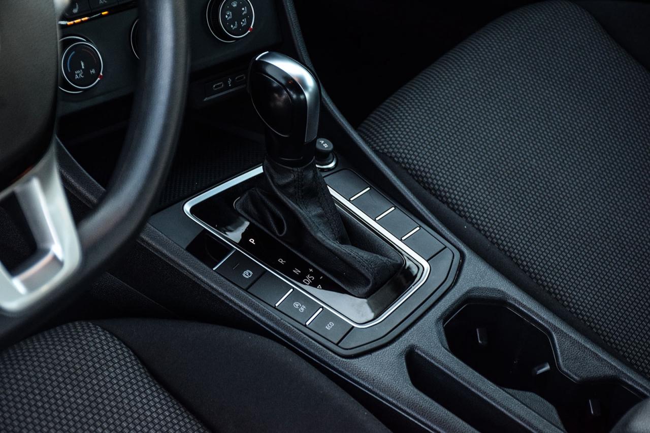 2021 Volkswagen Jetta COMFORTLINE NO ACCIDENT HEATED SEATS Photo