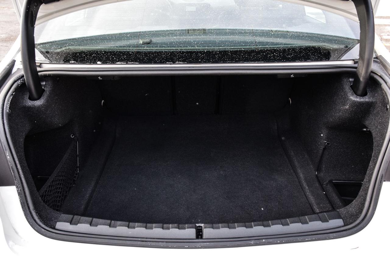 2021 BMW 3 Series 330i xDrive No Accident Navigation Lane Assist Photo