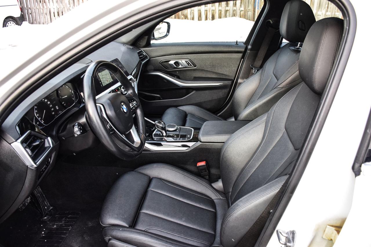 2021 BMW 3 Series 330i xDrive No Accident Navigation Lane Assist Photo