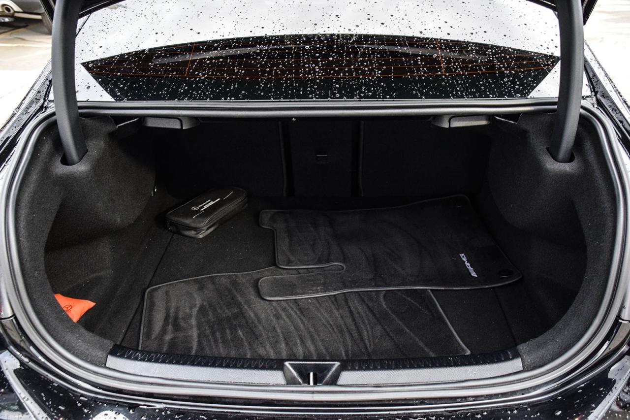 2021 Mercedes-Benz A-Class A 220 NO ACCIDENT AMG SPORT PKG AMBIENT LIGHTING Photo