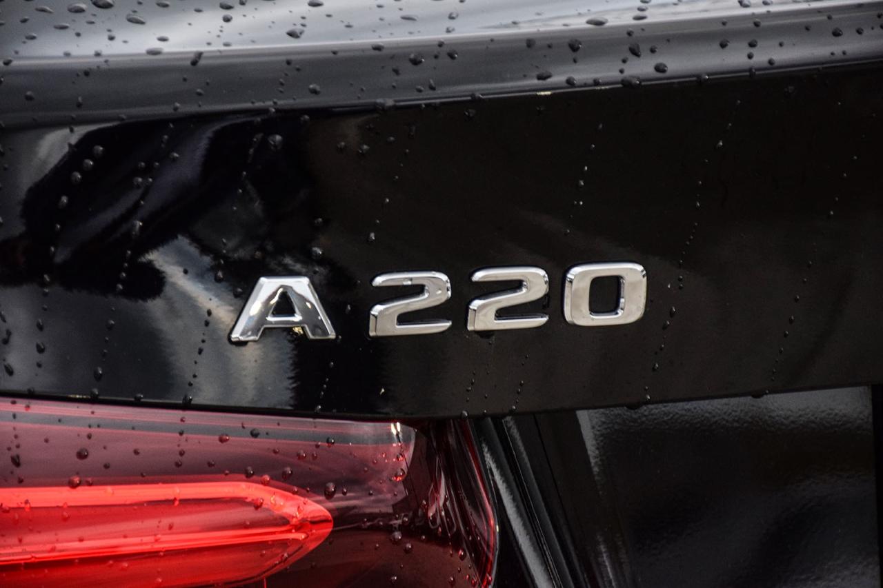 2021 Mercedes-Benz A-Class A 220 NO ACCIDENT AMG SPORT PKG AMBIENT LIGHTING Photo