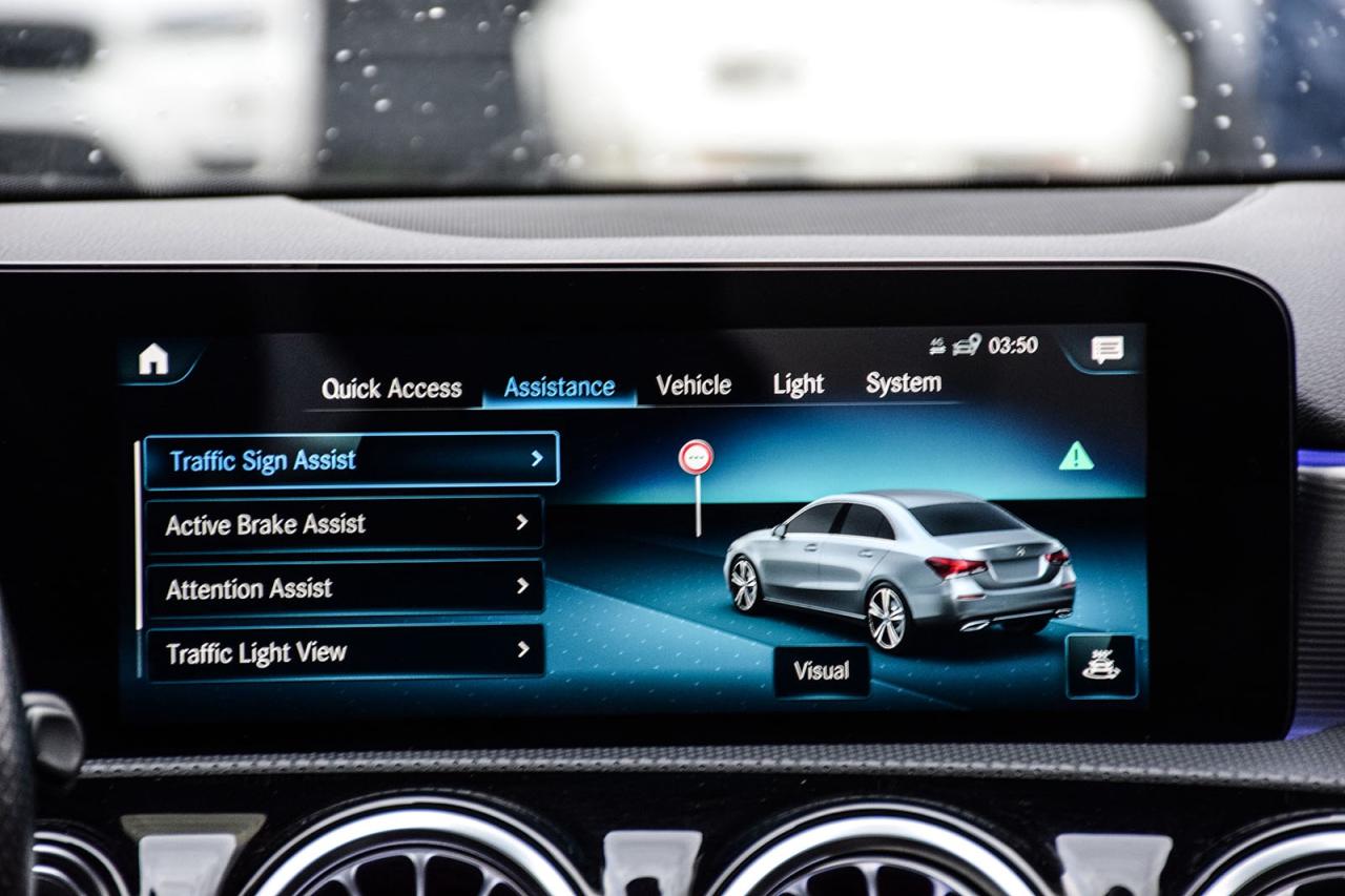 2021 Mercedes-Benz A-Class A 220 NO ACCIDENT AMG SPORT PKG AMBIENT LIGHTING Photo