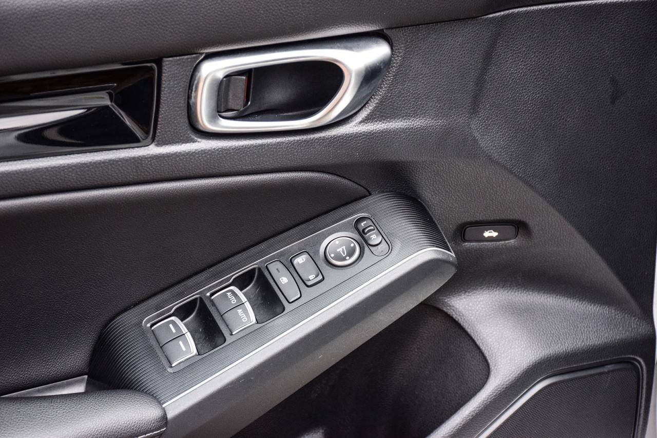 2023 Honda Civic TOURING / NO ACCIDENT / SUNROOF / LEATHER /NAVI Photo