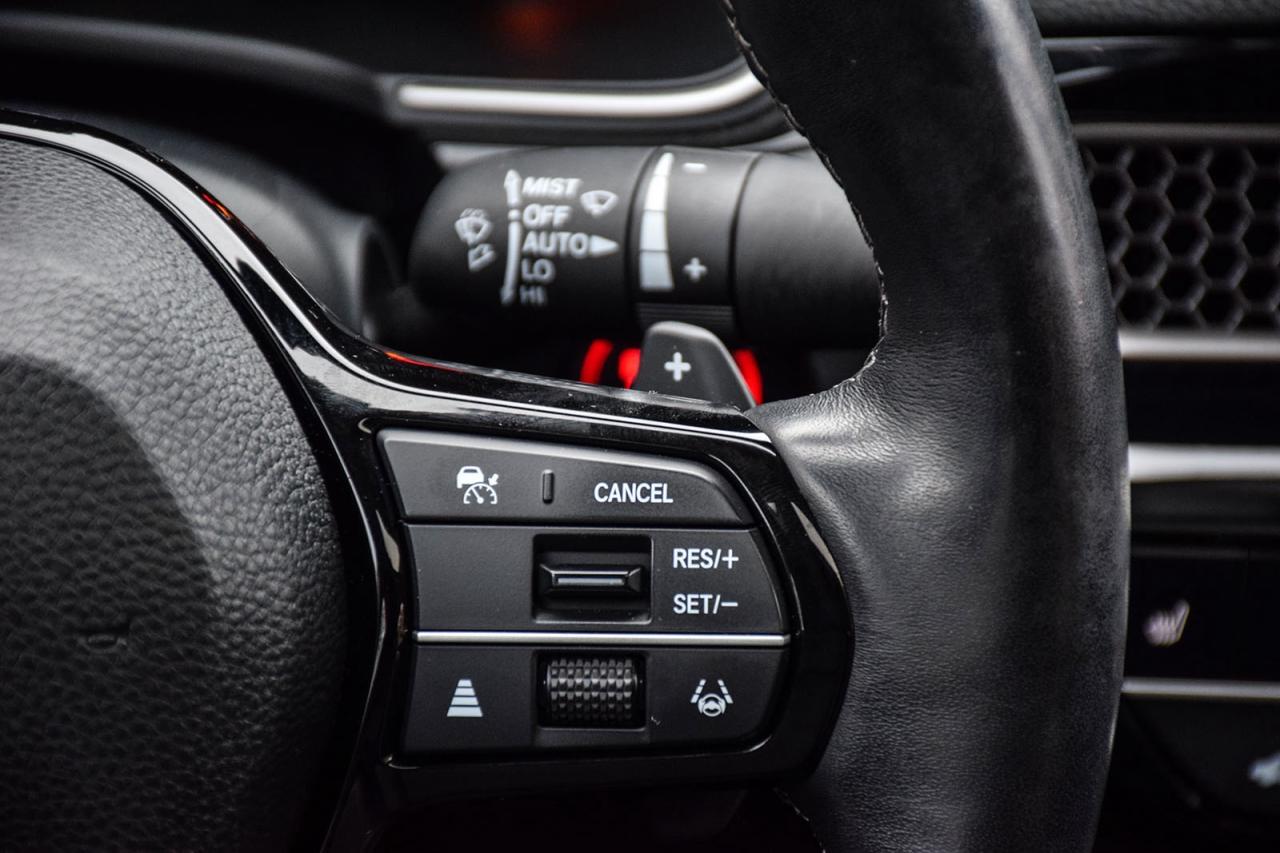 2023 Honda Civic TOURING / NO ACCIDENT / SUNROOF / LEATHER /NAVI Photo