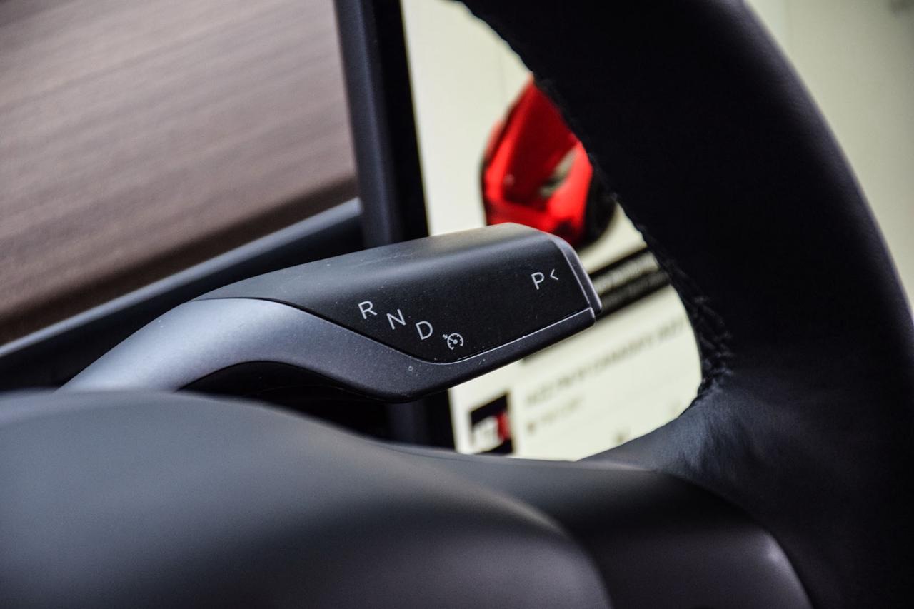 2021 Tesla Model Y STANDARD RANGE NO ACCIDENT AUTOPILOT Photo