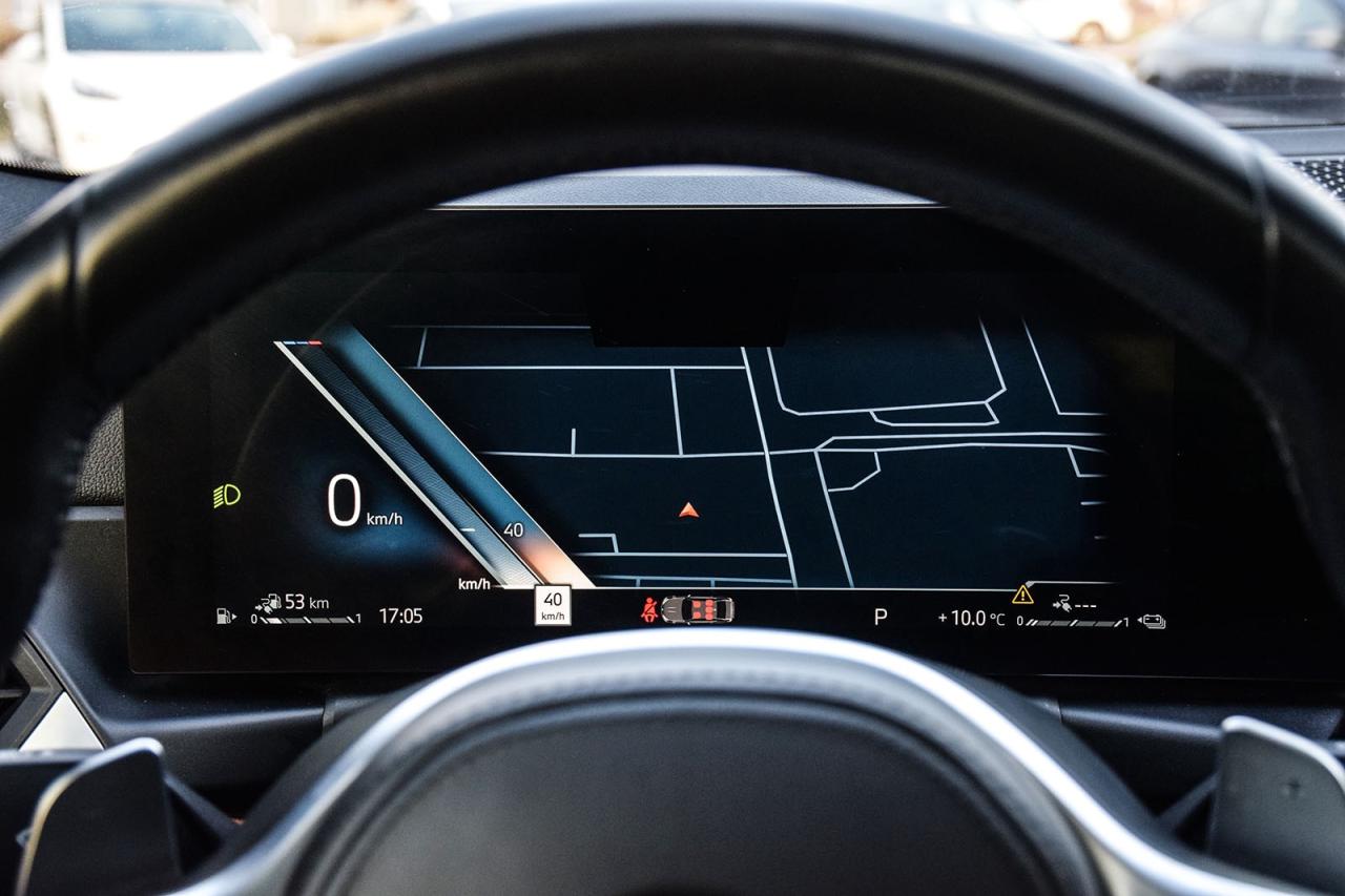 2023 BMW 3 Series 330e xDrive M SPORT PKG NO ACCIDENT LDW Photo