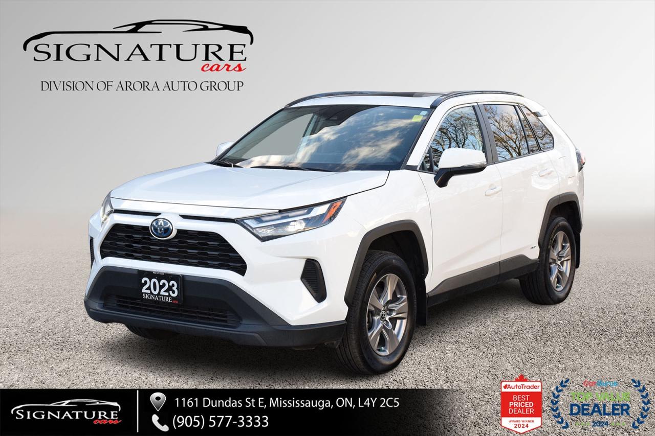 2023 Toyota RAV4 Hybrid XLE AWD / SUNROOF / CARPLAY / BSM Photo