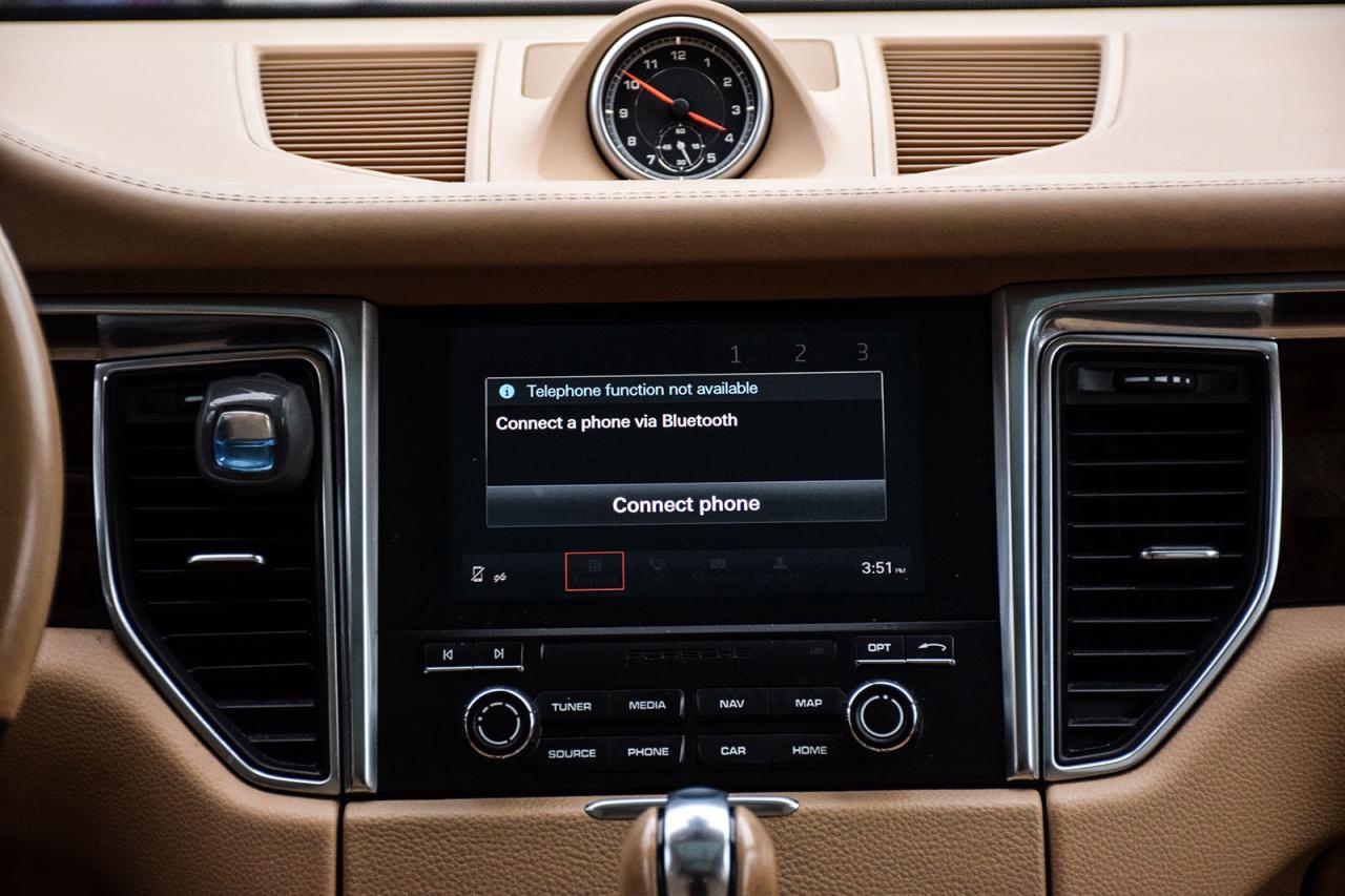 2017 Porsche Macan S AS IS Special Heated & Cooled Seats Panoroof Photo