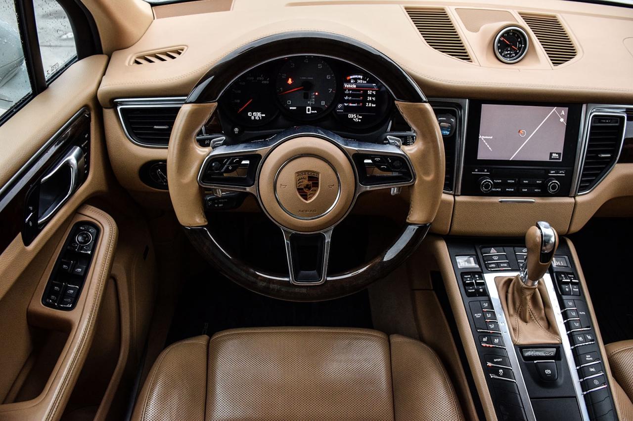 2017 Porsche Macan S AS IS Special Heated & Cooled Seats Panoroof Photo