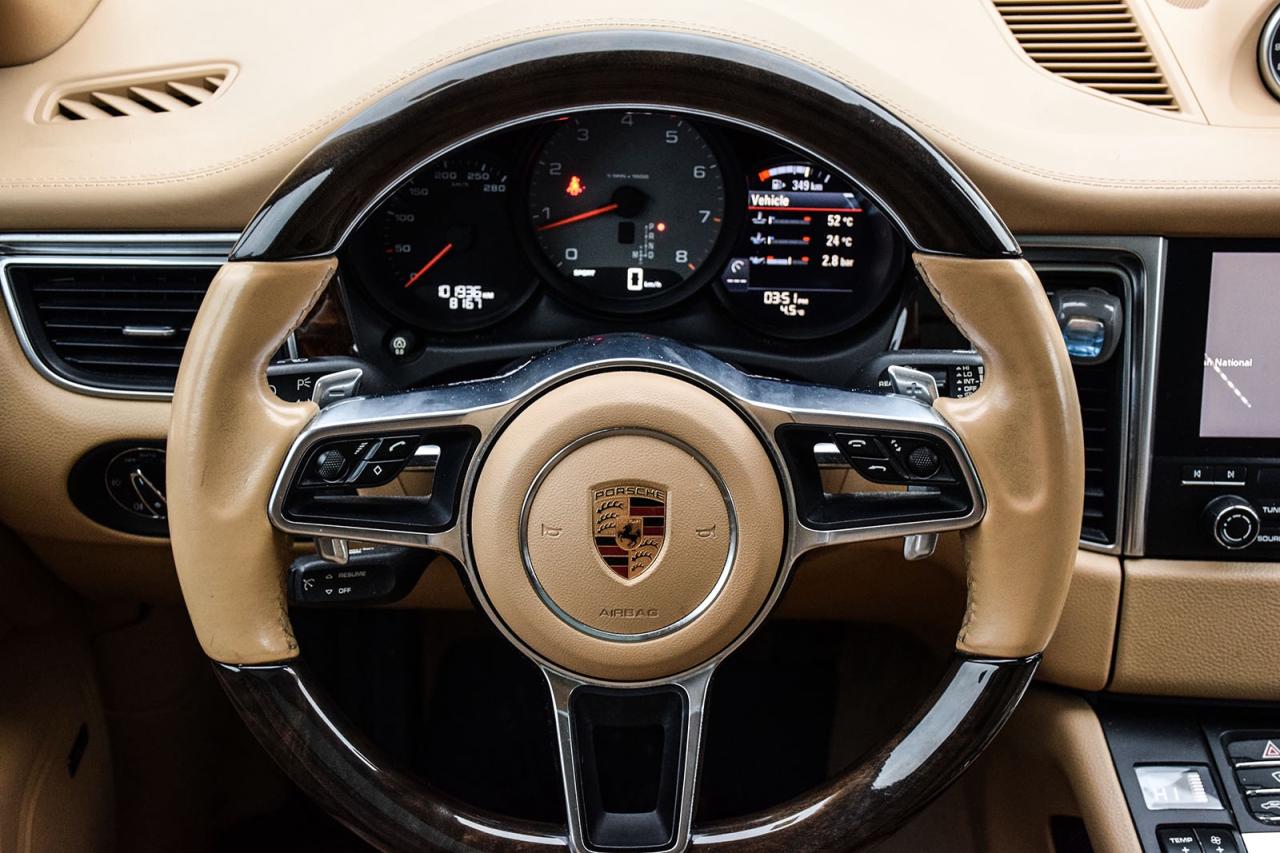 2017 Porsche Macan S AS IS Special Heated & Cooled Seats Panoroof Photo