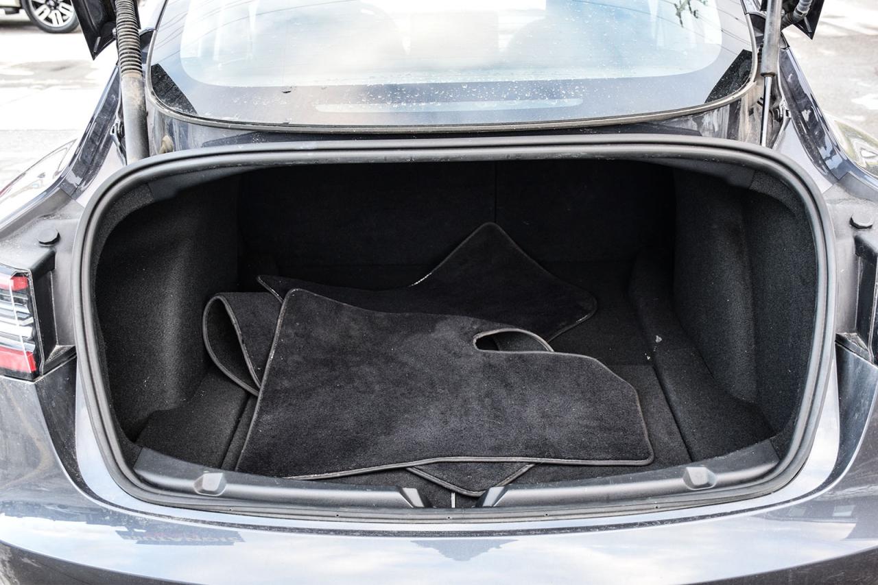 2023 Tesla Model 3 SRP RWD NO ACCIDENT AUTOPILOT BSM Photo