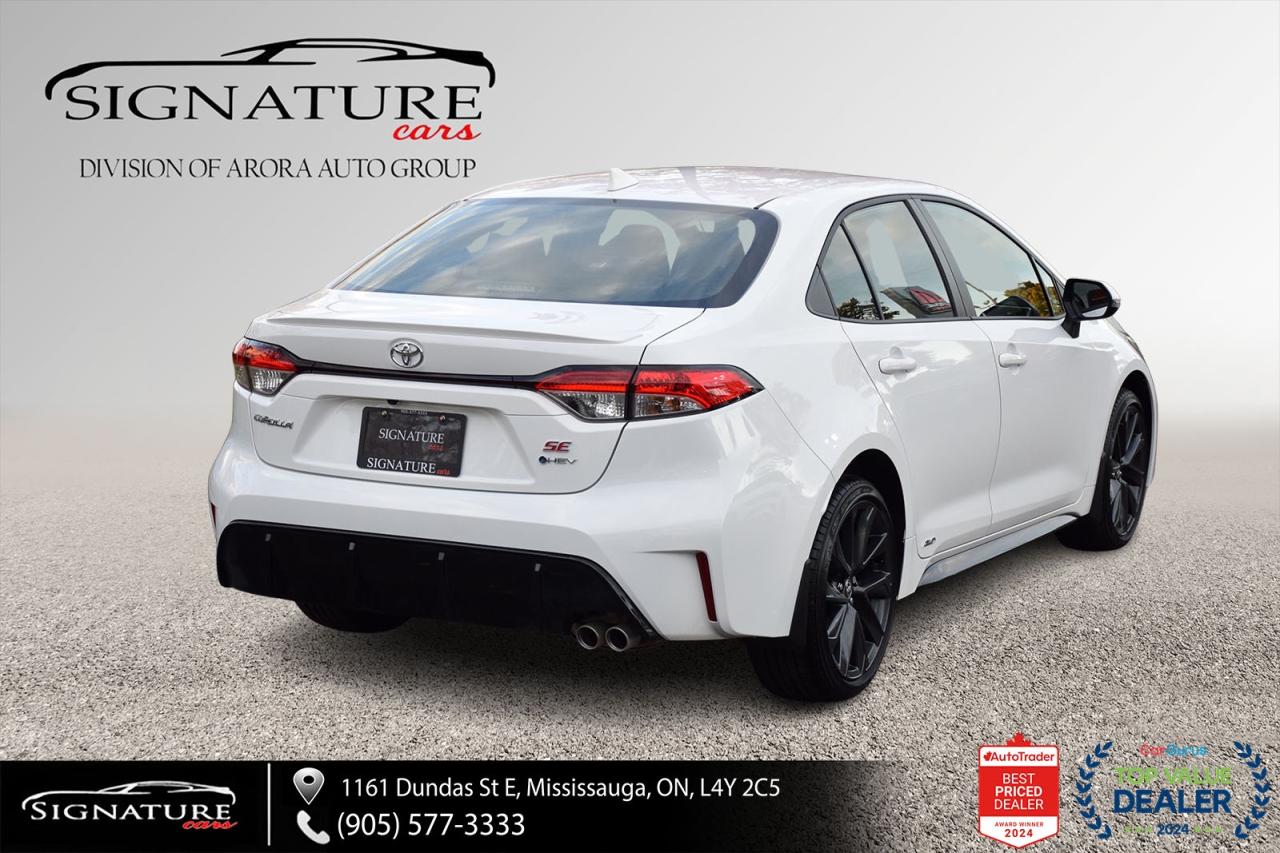 2026 Toyota Corolla Hybrid SE AWD Clean Carfax Sunroof Carplay BSM Photo