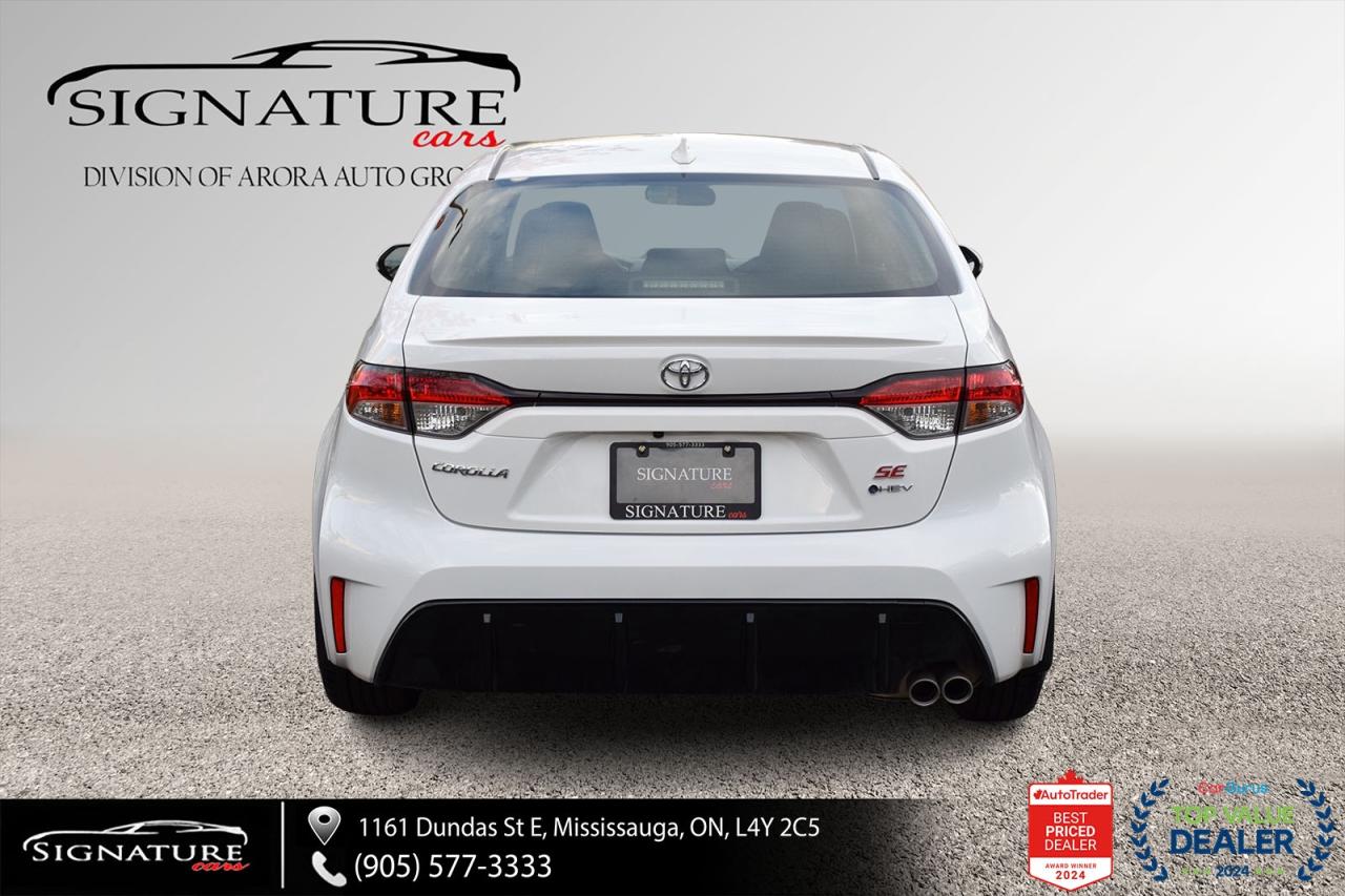 2026 Toyota Corolla Hybrid SE AWD / CLEAN CARFAX / SUNROOF / CARPLAY / BSM Photo