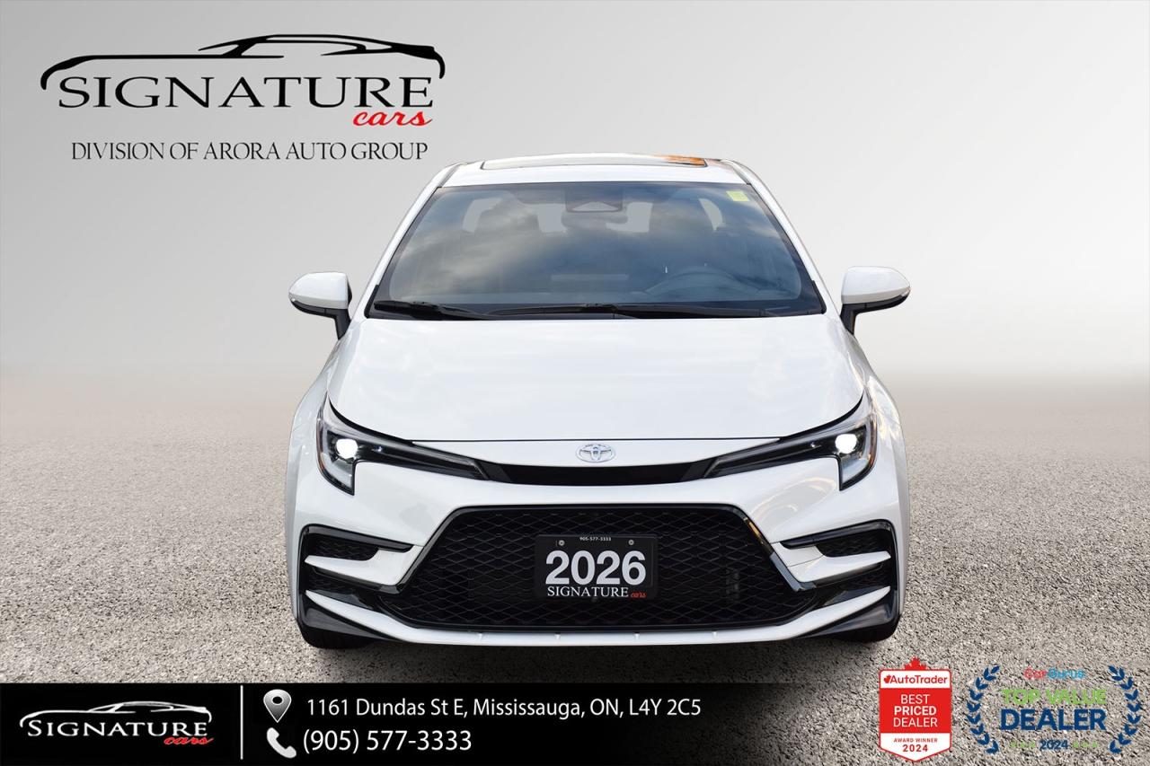 2026 Toyota Corolla Hybrid SE AWD / CLEAN CARFAX / SUNROOF / CARPLAY / BSM Photo