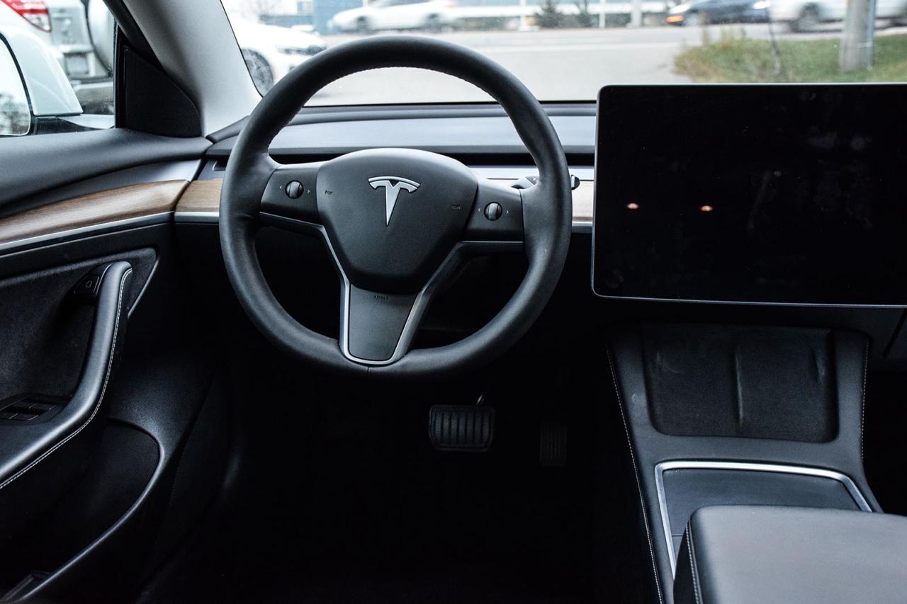 2022 Tesla Model 3 SRP RWD NO ACCIDENT AUTOPILOT BSM Photo