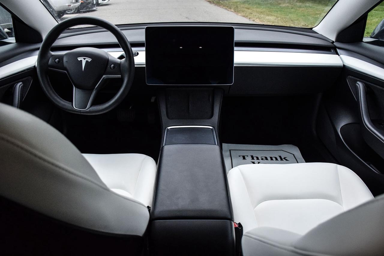 2022 Tesla Model 3 SRP RWD No Accident Autopilot Navigation Photo