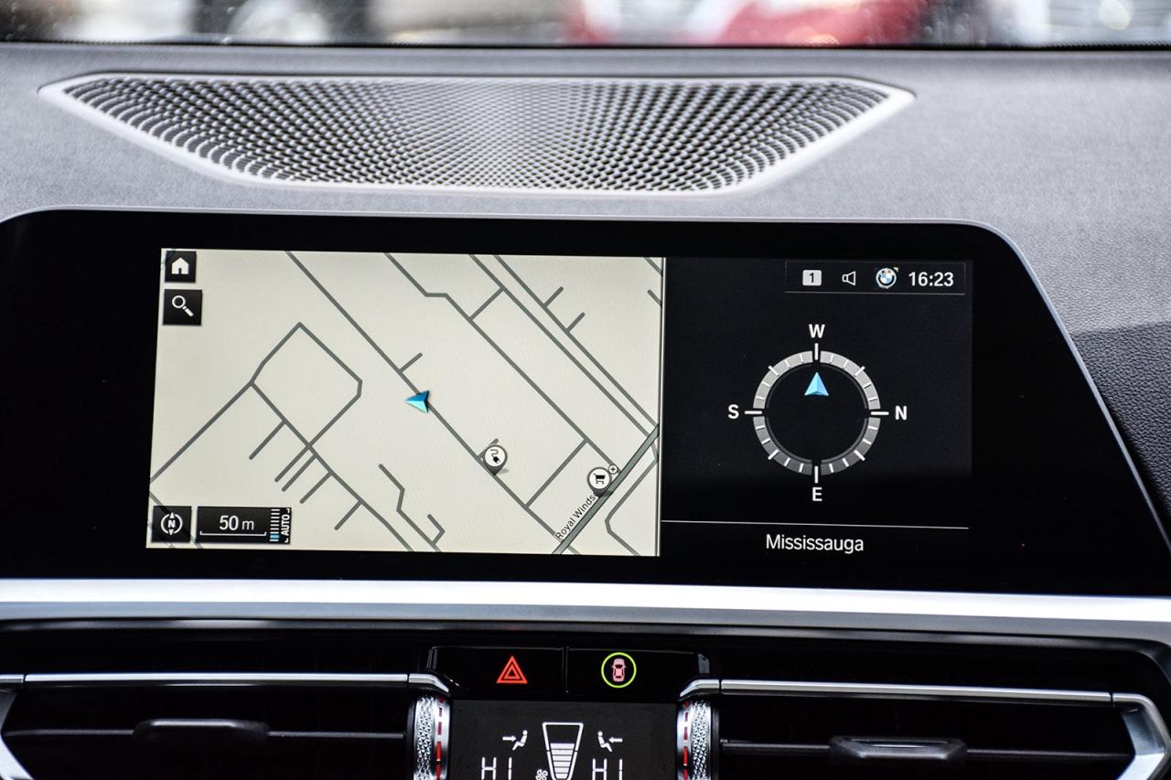 2022 BMW 3 Series 330e xDrive NO ACCIDENT PREM ENHANCED M SPORT HUD Photo