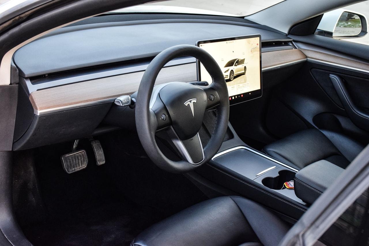 2023 Tesla Model 3 SRP RWD NO ACCIDENT AUTOPILOT BSM Photo