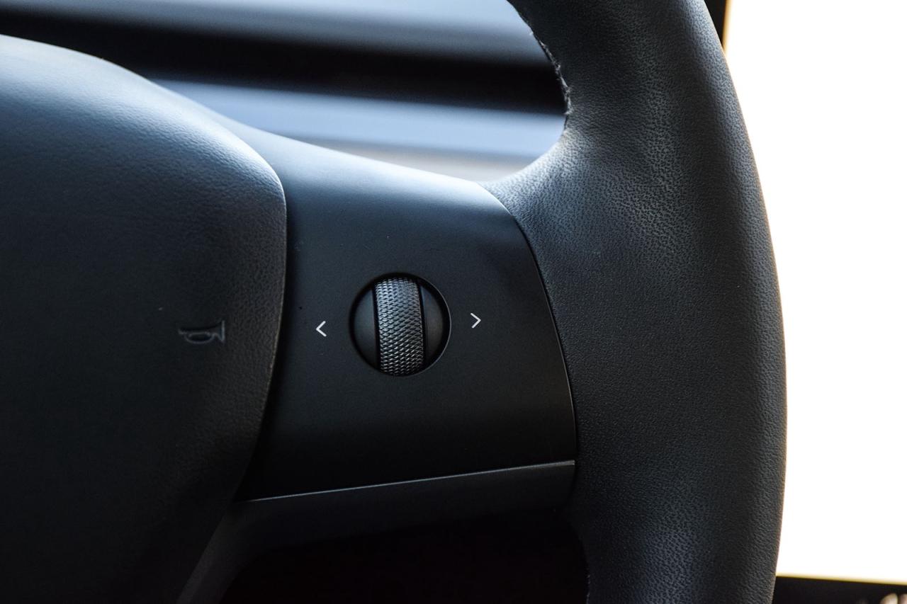 2023 Tesla Model 3 SRP RWD NO ACCIDENT AUTOPILOT BSM Photo