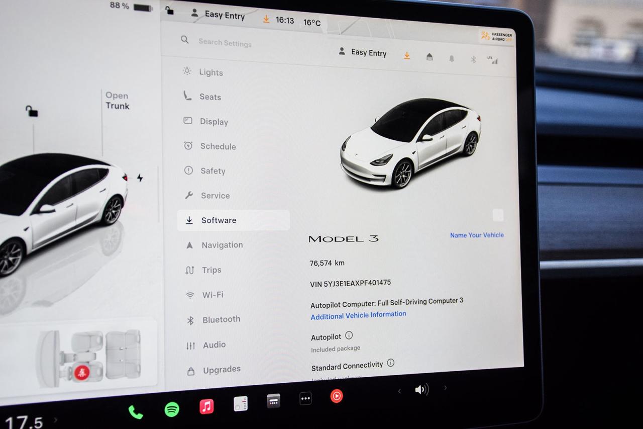 2023 Tesla Model 3 SRP RWD NO ACCIDENT AUTOPILOT BSM Photo