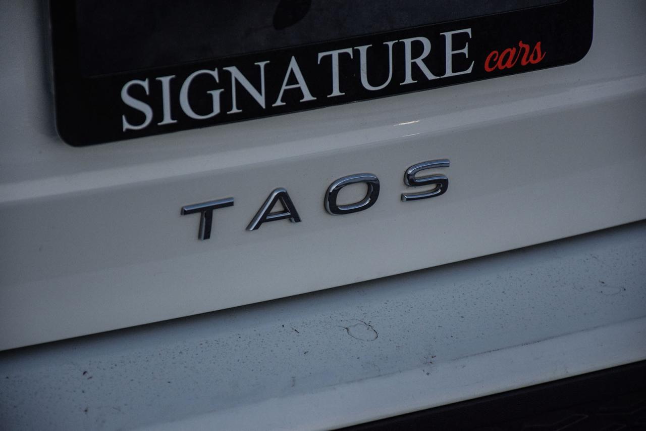 2024 Volkswagen Taos Comfortline NO ACCIDENT PANO ROOF DIGITAL DASH ADA Photo