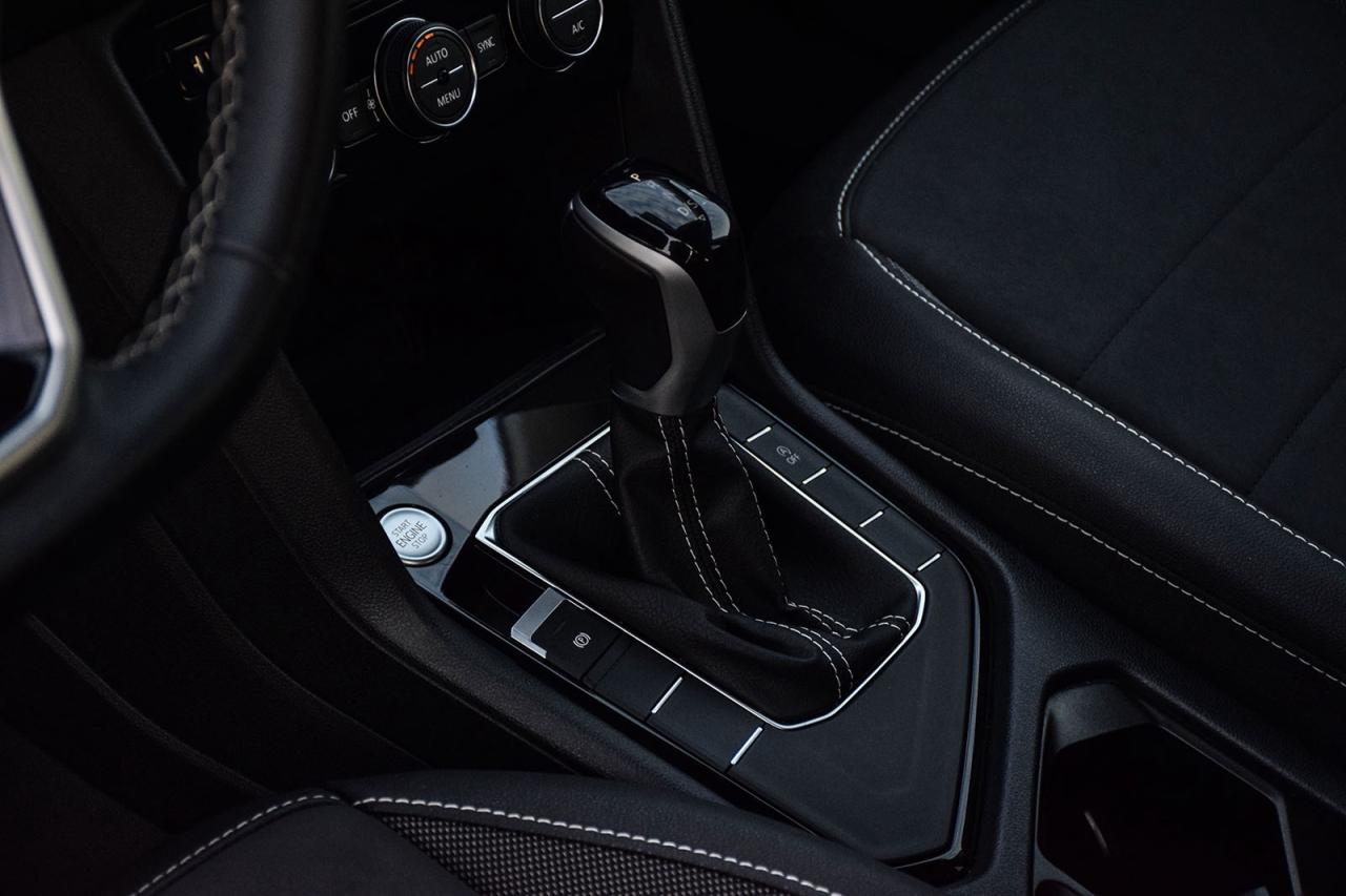 2024 Volkswagen Taos Comfortline NO ACCIDENT PANO ROOF DIGITAL DASH ADA Photo