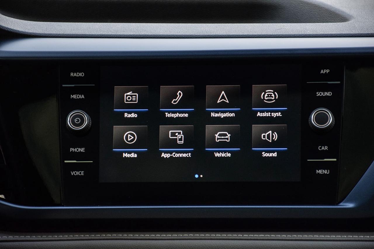 2024 Volkswagen Taos Comfortline NO ACCIDENT PANO ROOF DIGITAL DASH ADA Photo