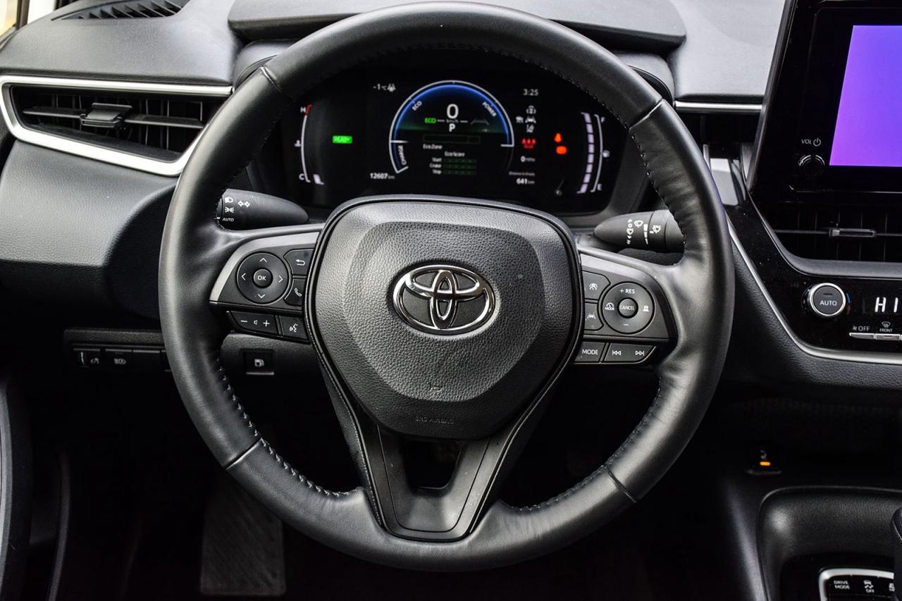 2024 Toyota Corolla Hybrid LE AWD/ NO ACCIDENT / CARPLAY/BSM/HTD SEATS/ALLO Photo