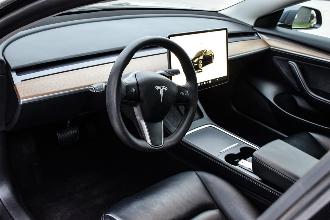 2023 Tesla Model 3 SRP RWD NO ACCIDENT AUTOPILOT BSM Photo