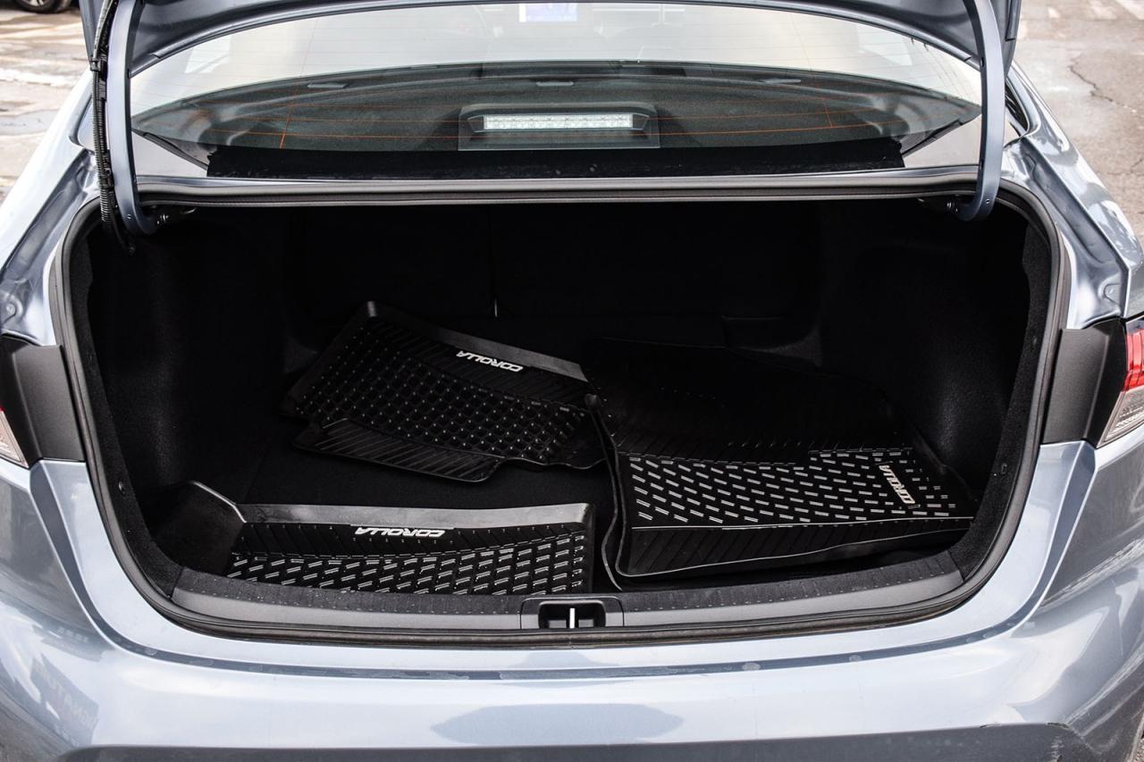 2024 Toyota Corolla LE TOYOTA SAFETY SENSE ADAPTIVE CRUISE Photo