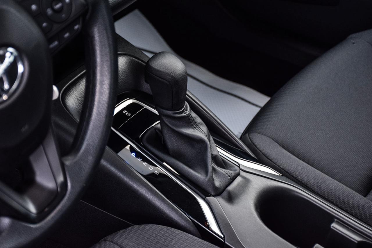 2024 Toyota Corolla LE TOYOTA SAFETY SENSE ADAPTIVE CRUISE Photo