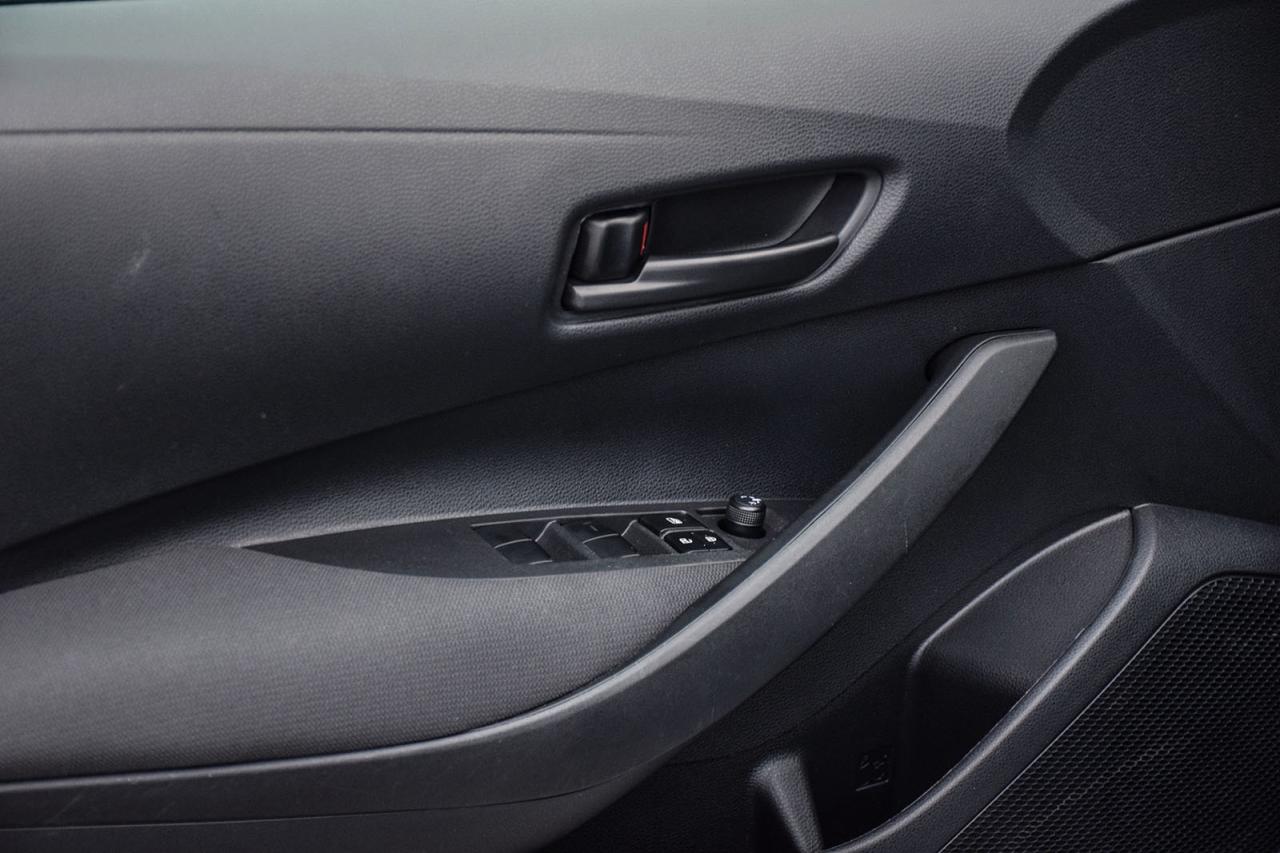 2024 Toyota Corolla LE TOYOTA SAFETY SENSE ADAPTIVE CRUISE Photo