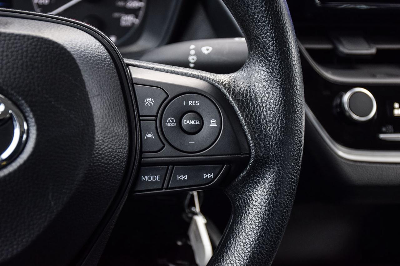 2024 Toyota Corolla LE TOYOTA SAFETY SENSE ADAPTIVE CRUISE Photo