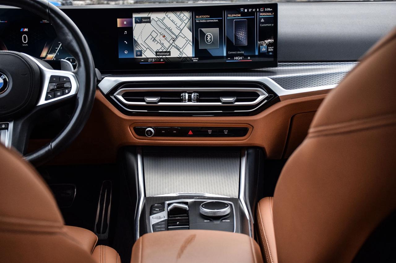 2023 BMW 3 Series 330i xDrive M SPORT NO ACCIDENT DIGITAL DASH Photo