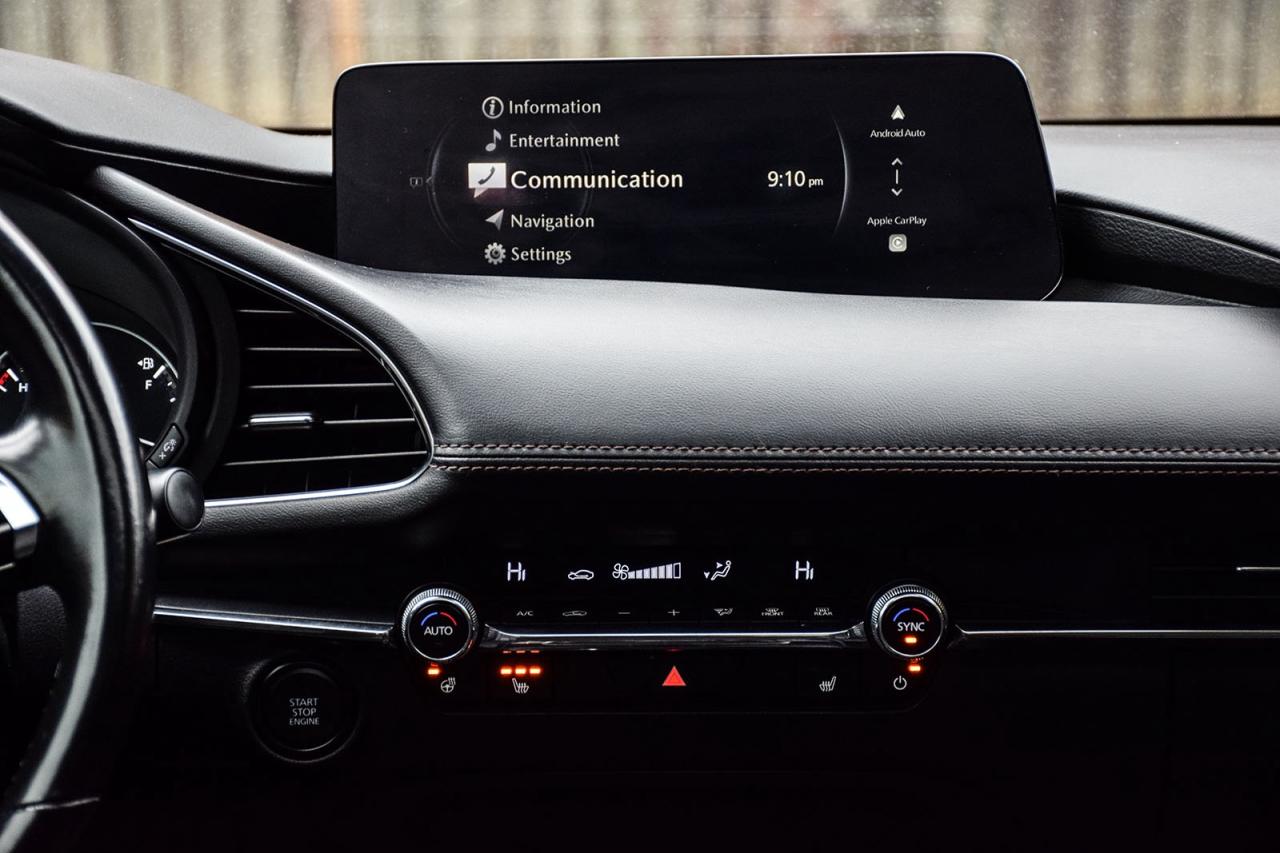 2025 Mazda MAZDA3 GS-L / NO ACCIDENT / SUNROOF / LEATHER/CARPLAY Photo