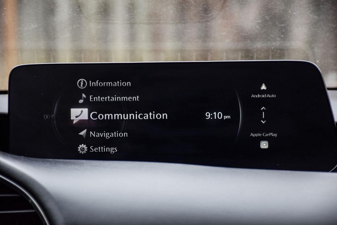 2025 Mazda MAZDA3 GS-L / NO ACCIDENT / SUNROOF / LEATHER/CARPLAY Photo