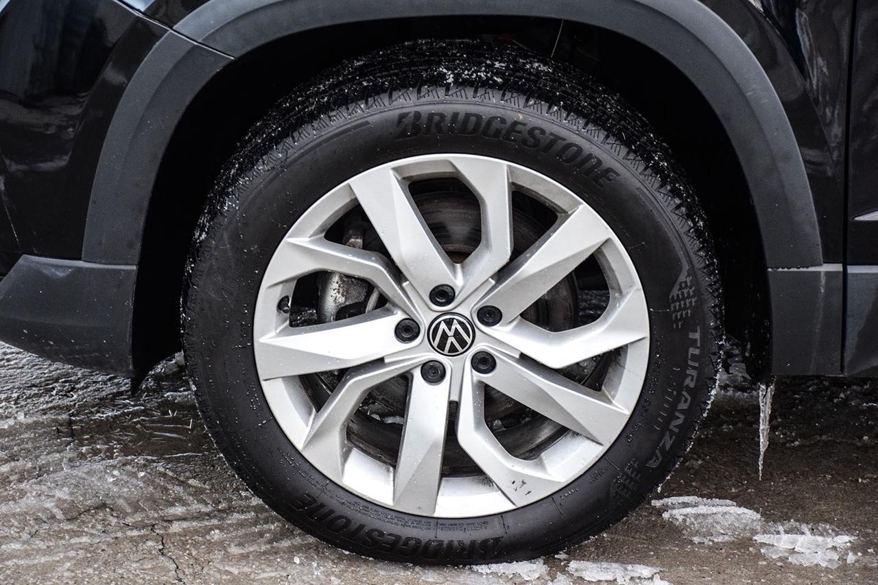 2022 Volkswagen Taos Comfortline AWD No Accident Digital Dash Panoroof Photo