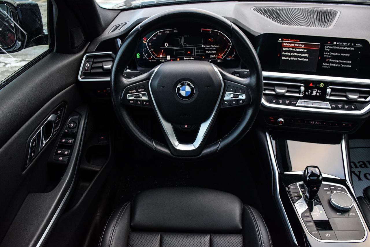 2022 BMW 3 Series 330i xDrive NO ACCIDENT DIGITAL COCKPIT SUNROOF Photo