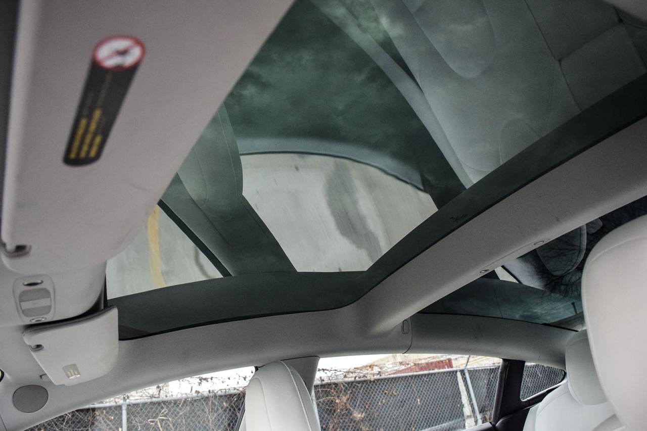 2022 Tesla Model 3 Standard Range No Accident Autopilot Leather Photo