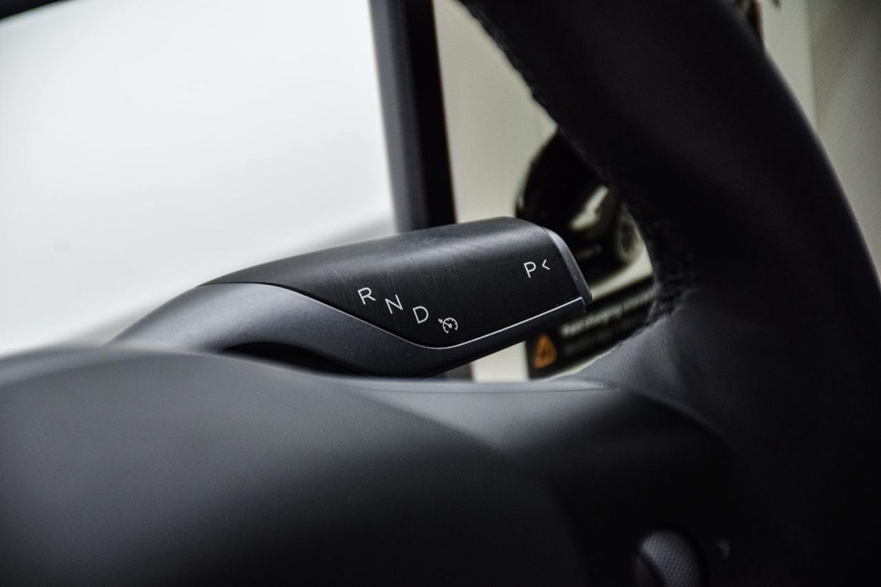 2022 Tesla Model 3 STANDARD RANGE NO ACCIDENT AUTOPILOT Photo