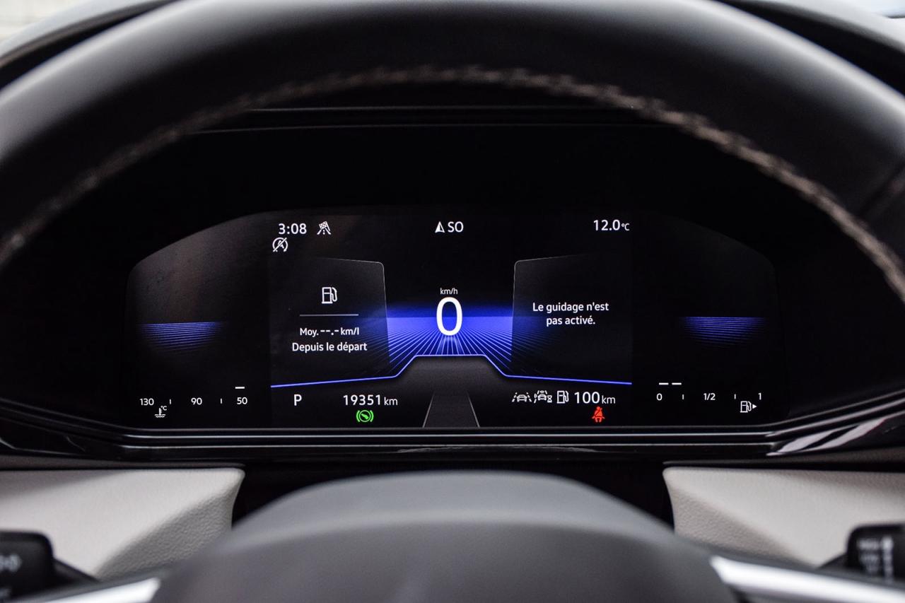 2025 Volkswagen Taos Trendline NO ACCIDENT BSM ADAPTIVE CRUISE Photo