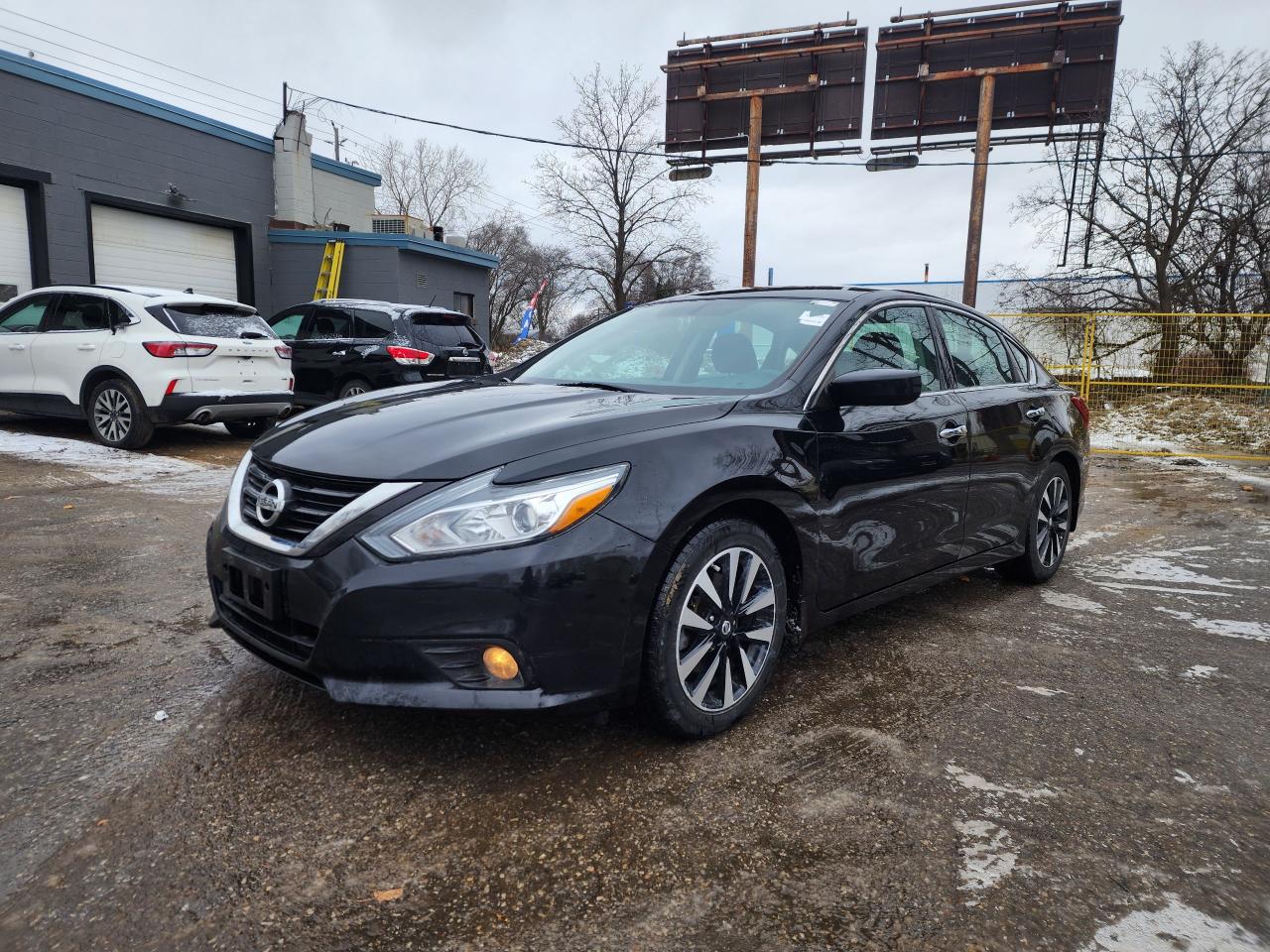 2018 Nissan Altima SV l Heated Seats l Remote Start l Reverse Cam Photo0