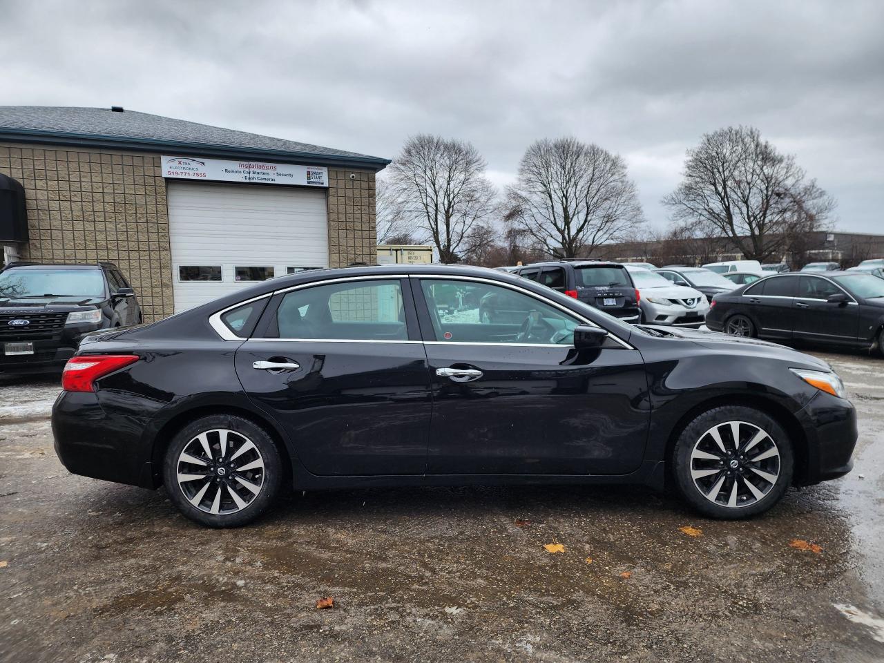 2018 Nissan Altima SV l Heated Seats l 6 MONTH WARRANTY Photo