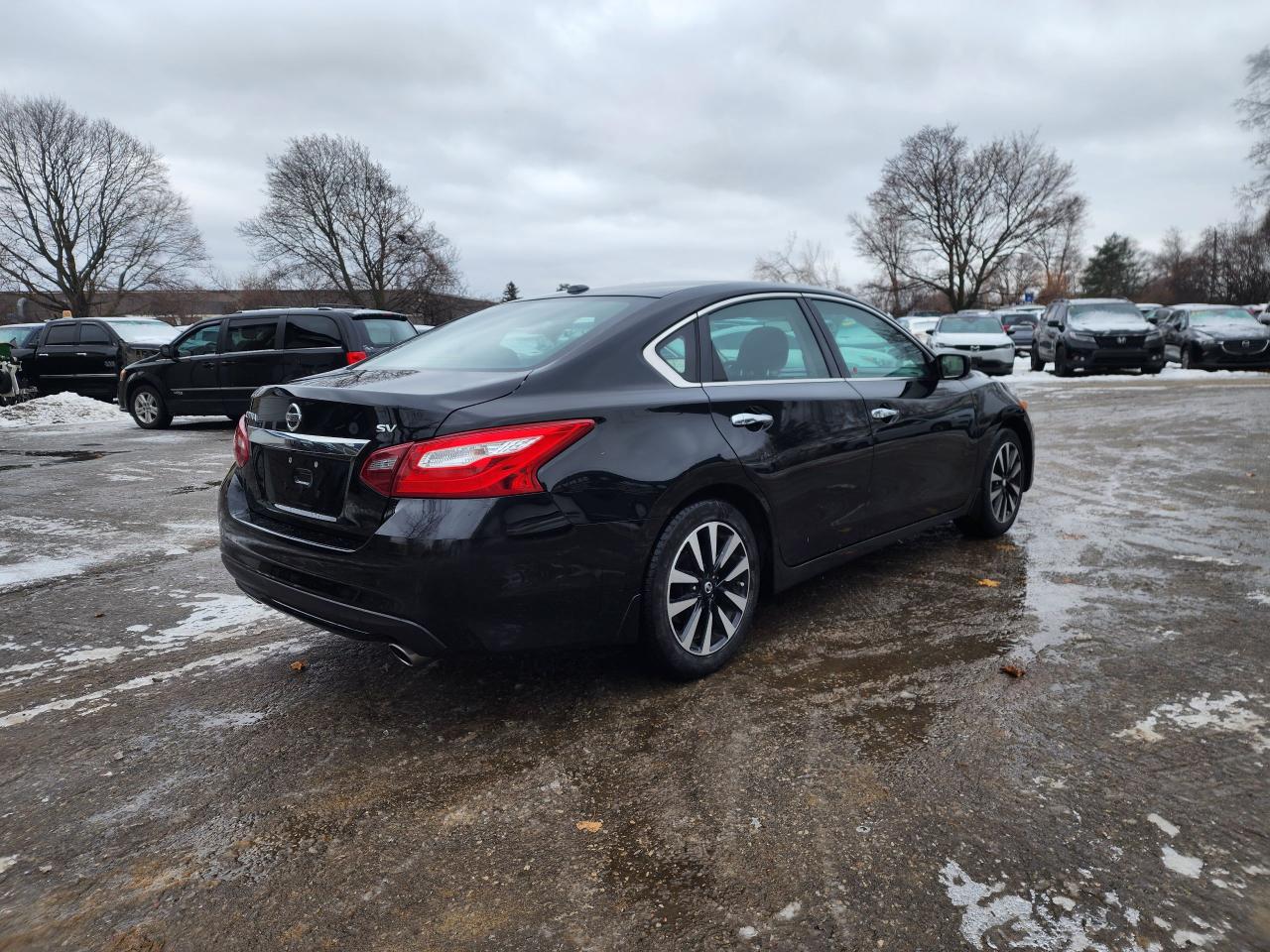 2018 Nissan Altima SV l Heated Seats l Remote Start l Reverse Cam Photo