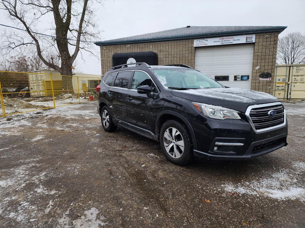 2019 Subaru ASCENT Touring l Clean Carfax l 7 Seater l Mint Condition Photo2