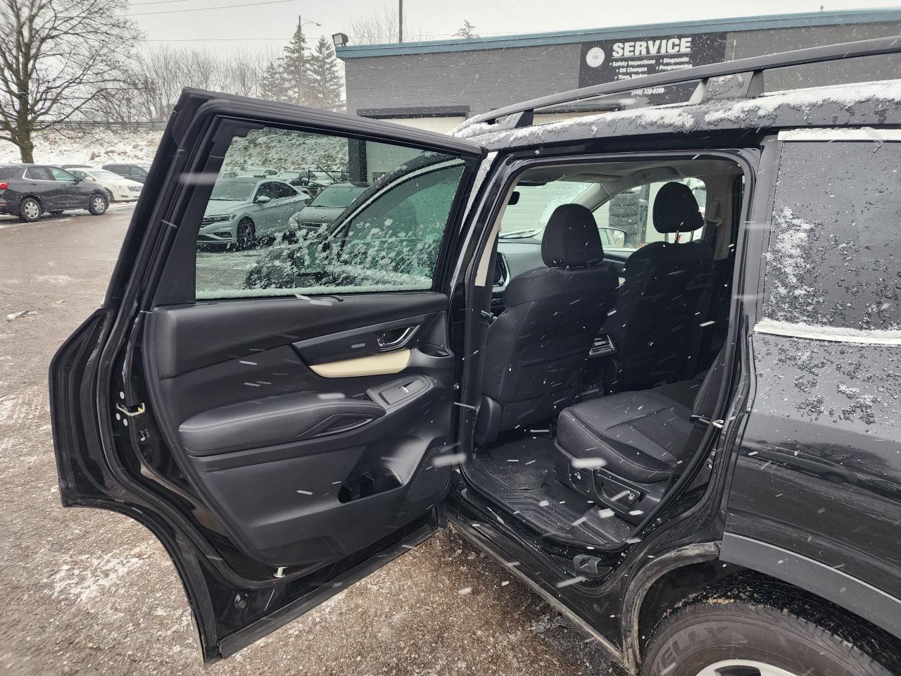 2019 Subaru ASCENT Touring l Clean Carfax l 7 Seater l Mint Condition Photo