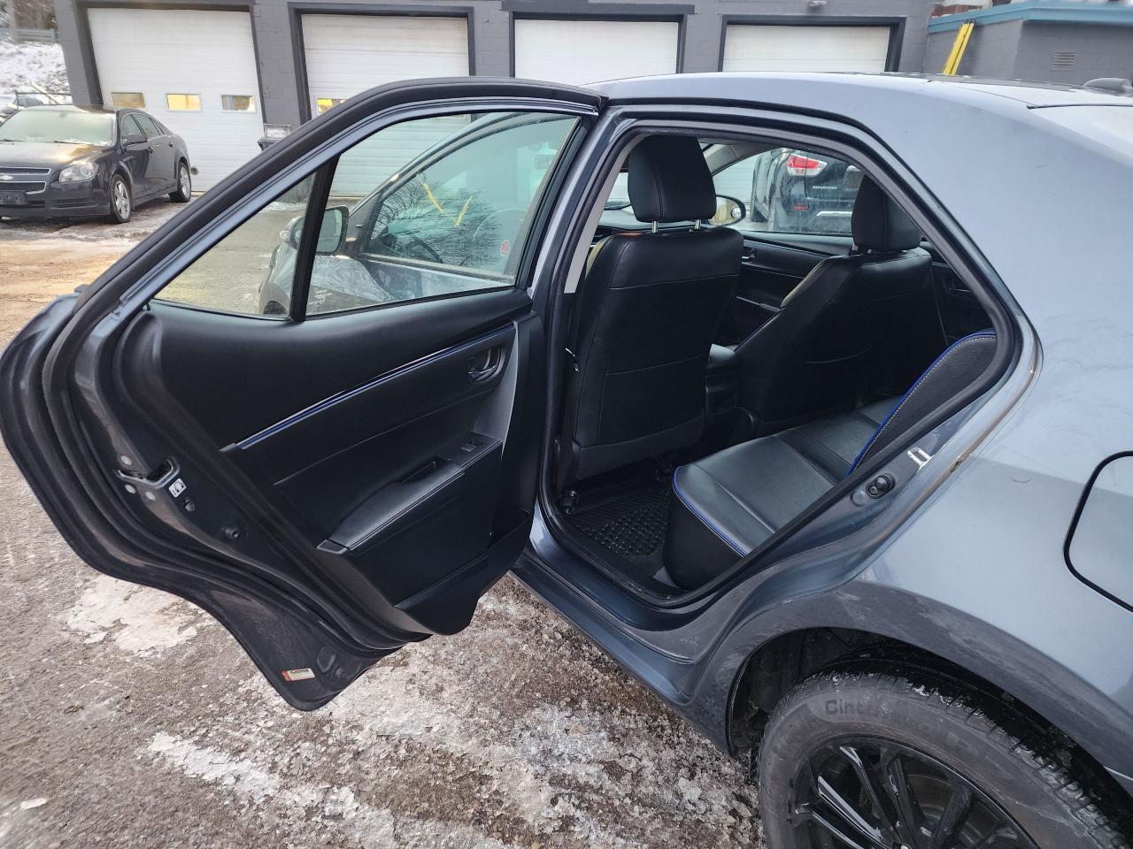 2018 Toyota Corolla XSE l Heated Seats l Heated Steering l Reverse Cam Photo