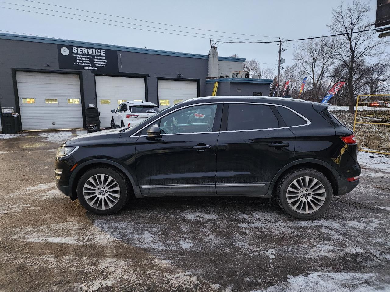 2018 Lincoln MKC Reserve l LOW KM l AWD l Remote Start l Photo
