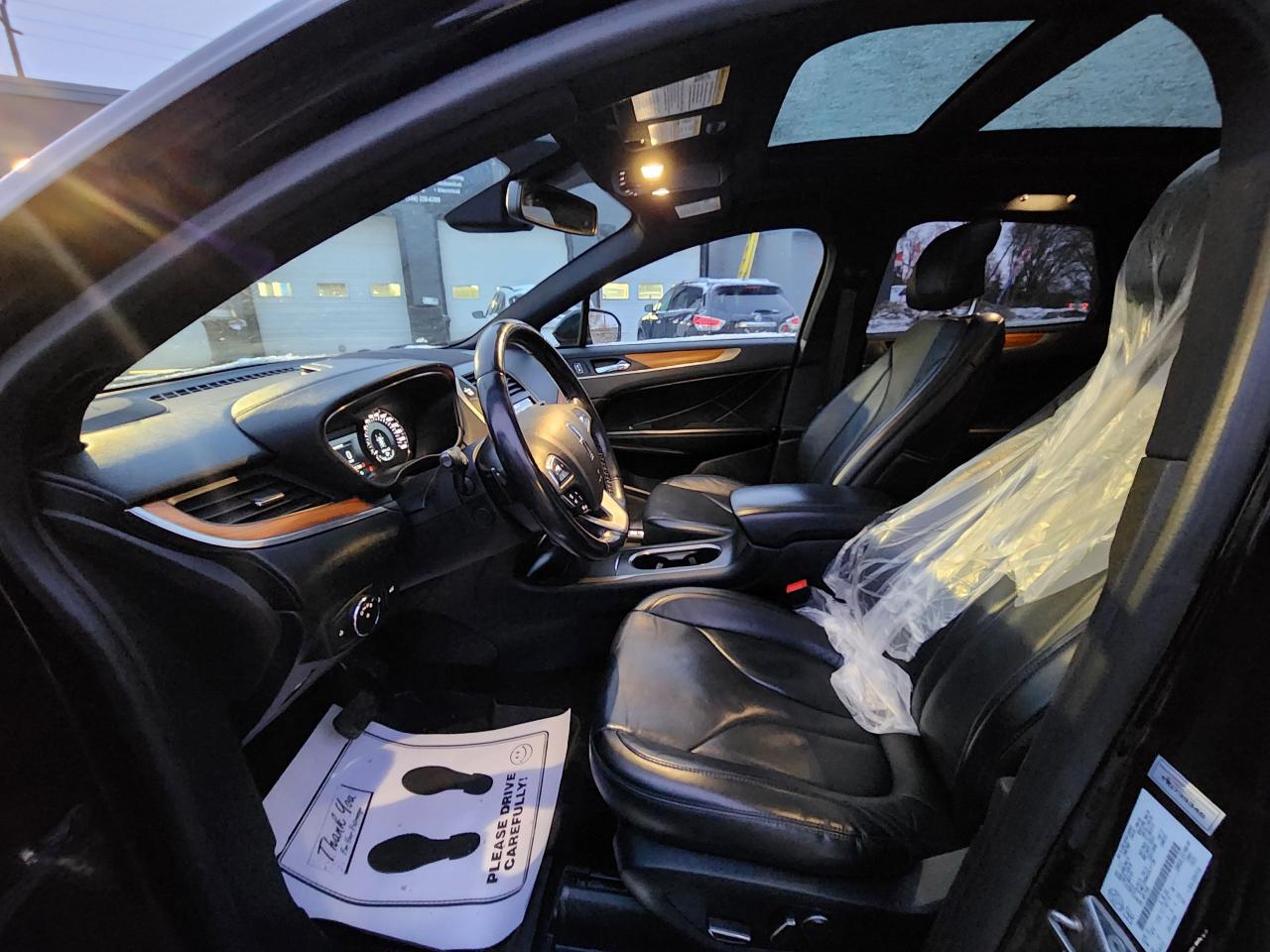 2018 Lincoln MKC Reserve l LOW KM l AWD l Remote Start l Photo